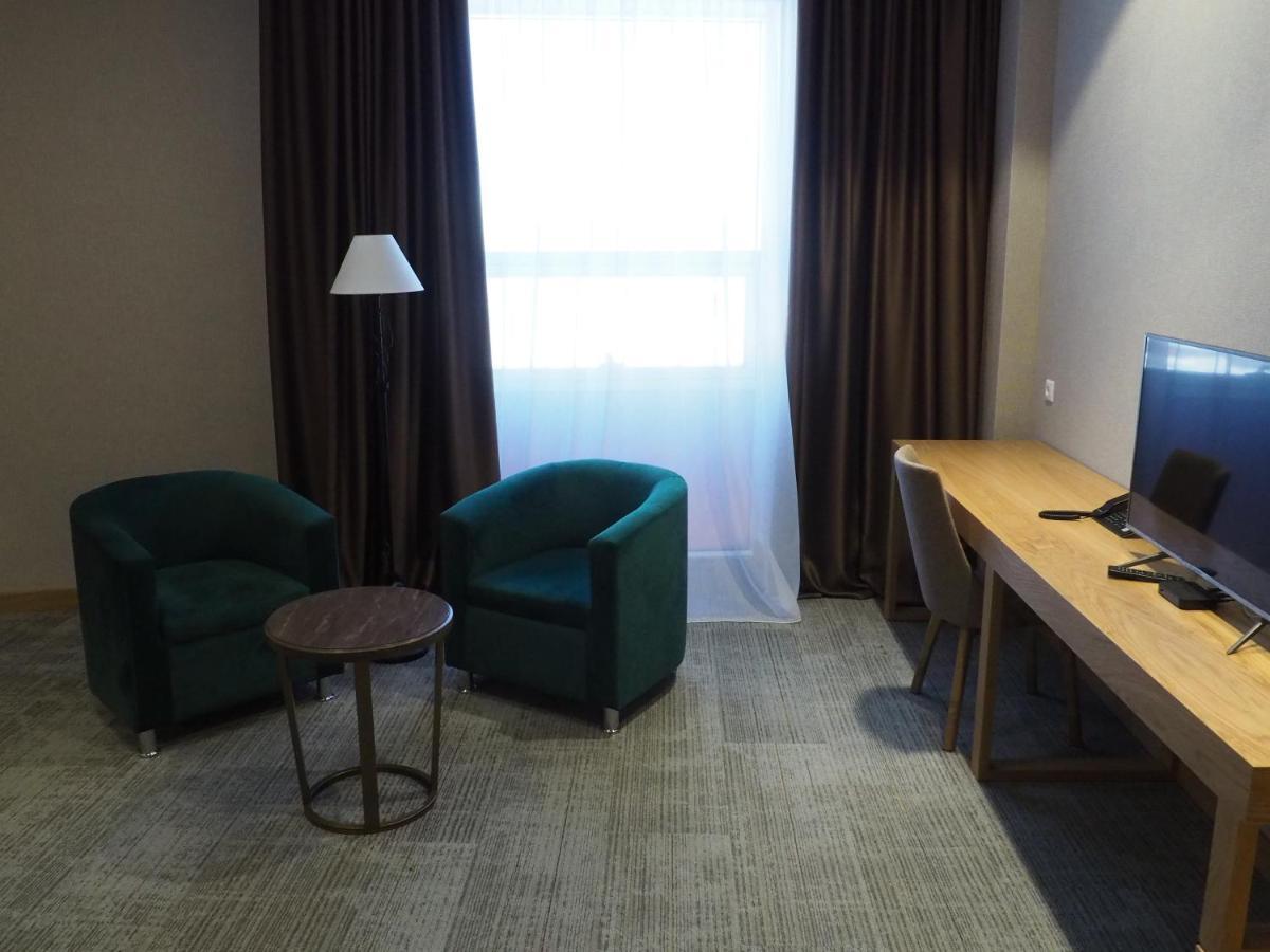 Jj Hotel Astana Zewnętrze zdjęcie